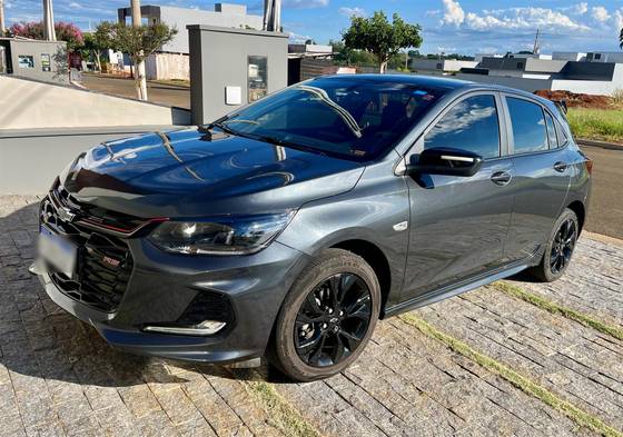 CHEVROLET ONIX 1.0 TURBO FLEX RS AUTOMÁTICO